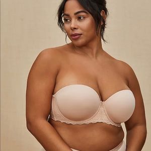 BEIGE MICROFIBER LIGHTLY LINED STRAPLESS BRA - 44F 44DDD